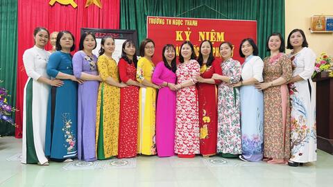 "Tuần lễ Áo dài" (1/3- 8/3/2023) chính thức được phát động với sự hưởng ứng tích cực của phụ nữ cả nước, góp phần quan trọng hiện thực hóa mục tiêu của Hội LHPN Việt Nam: Đưa giá trị áo dài trở thành Di sản văn hóa Việt Nam.