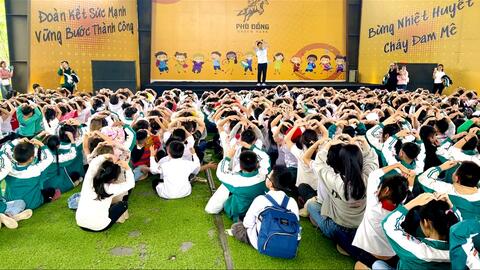 Trường Tiểu học Ngọc Thanh tổ chức cho học sinh đi Trải nghiệm “Lăng Bác - Trang trại Phù Đổng Green Pack”.